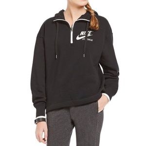 Nike Archive cropped half-zip hooded logo sweatshirt black/white size M